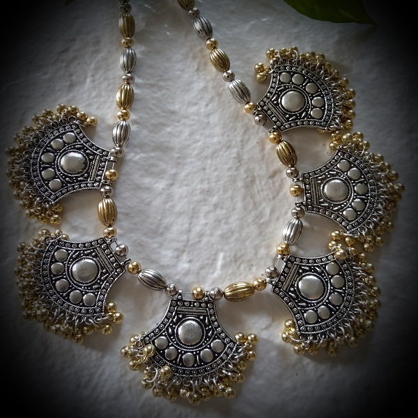 natural and artistic